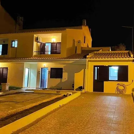 بيت للعطل House *